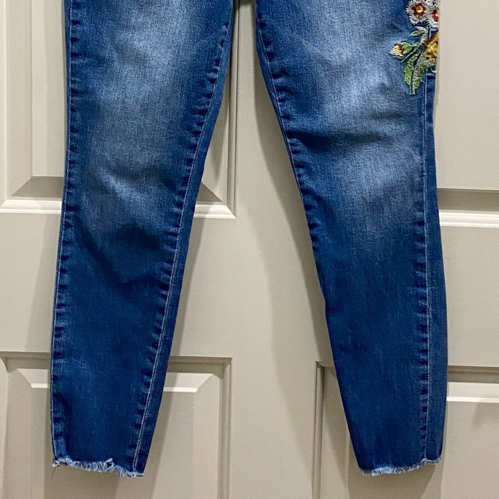 Royalty For Me Mid Rise 4 Blue Floral Embroidered Festival Y2K Indie Denim Jeans - Picture 3 of 10